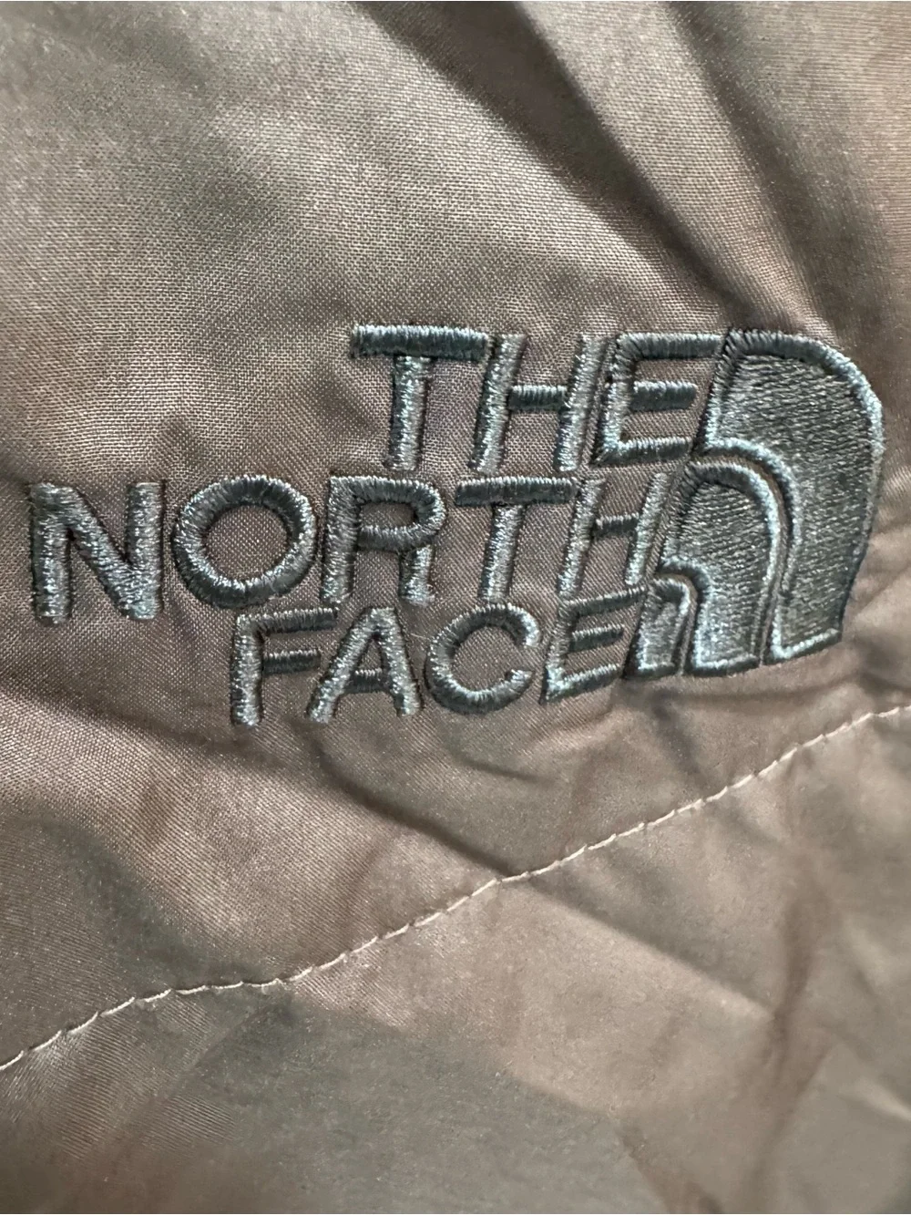 THE NORTH FACE Men's Junction Insulated Vest Olive Green XL Zipper Pockets
